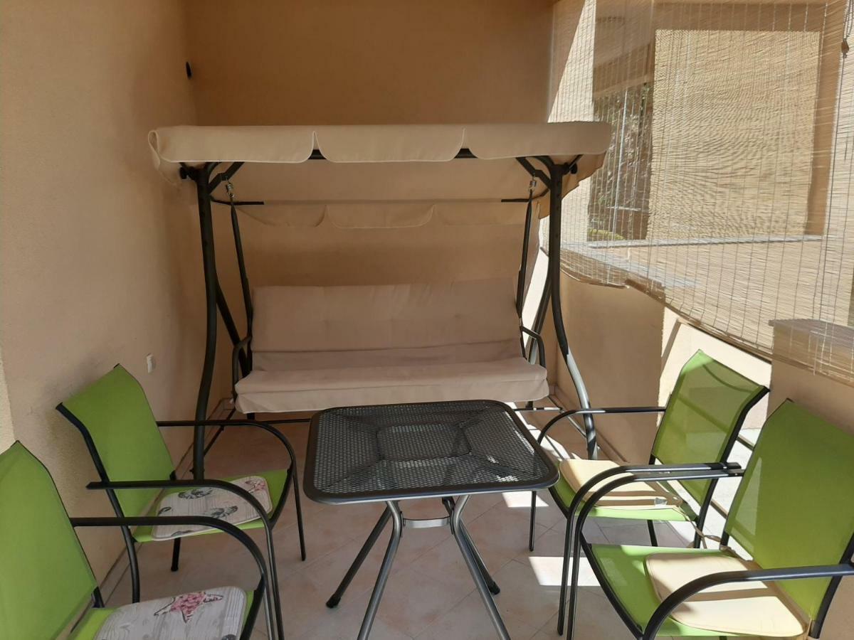 Apartmani Lea スタリグラード エクステリア 写真